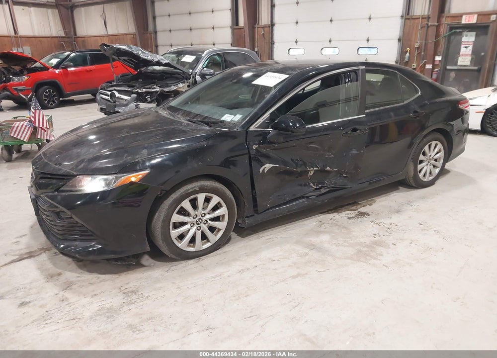 2018 TOYOTA CAMRY LE VIN: JTNB11HK5J3002811