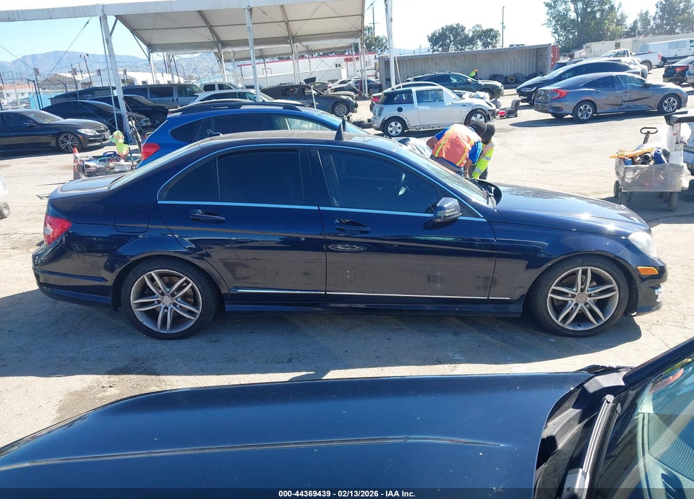 2012 MERCEDES-BENZ C 300 SPORT 4MATIC VIN: WDDGF8BBXCR239426