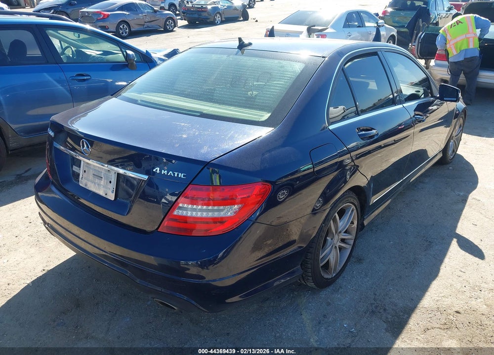 2012 MERCEDES-BENZ C 300 SPORT 4MATIC VIN: WDDGF8BBXCR239426