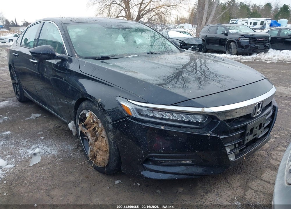 2018 HONDA ACCORD TOURING VIN: 1HGCV1F95JA033115