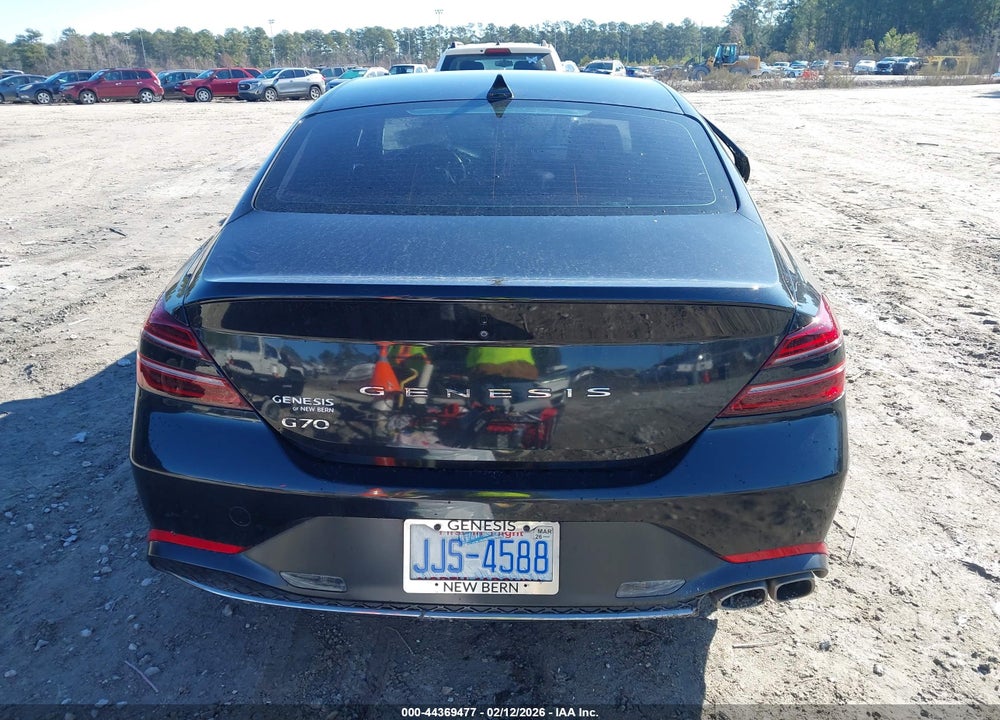 2022 GENESIS G70 2.0T RWD VIN: KMTG34TA5NU086263