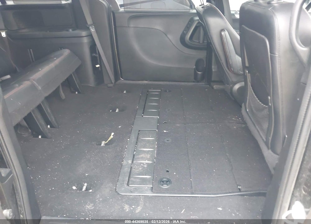 2017 DODGE GRAND CARAVAN GT VIN: 2C4RDGEG2HR629979