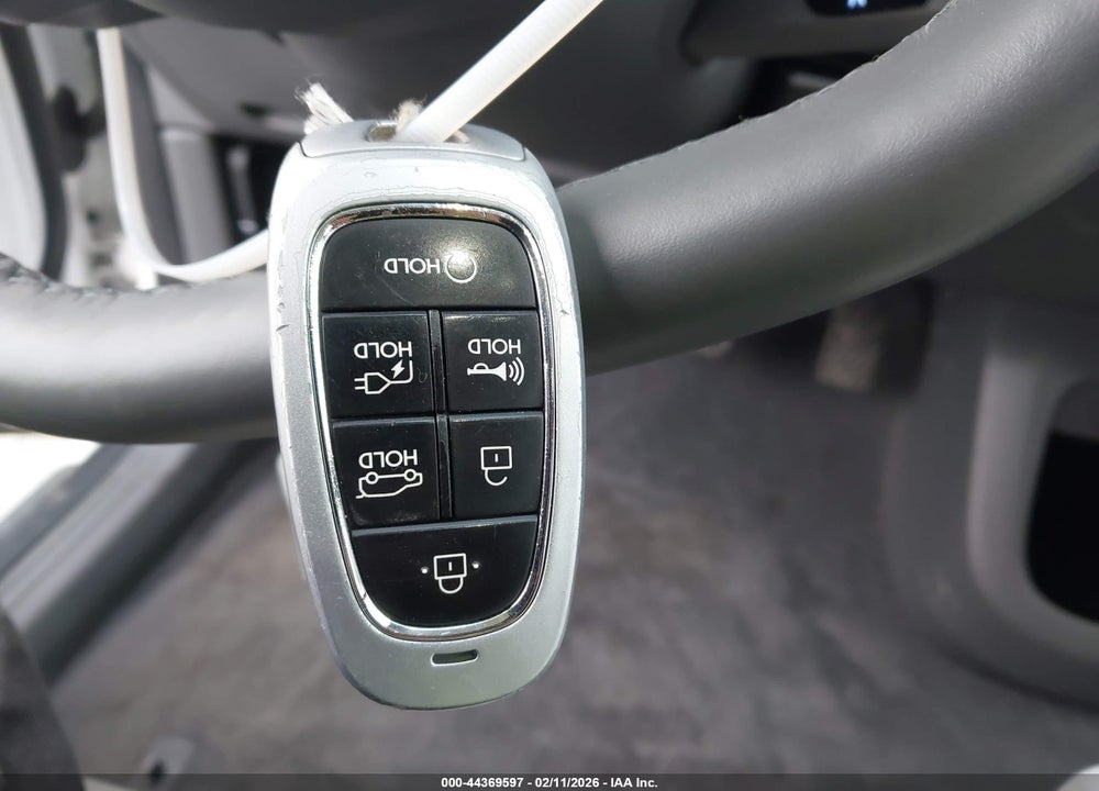 2022 HYUNDAI IONIQ 5 SEL VIN: KM8KNDAF0NU083364