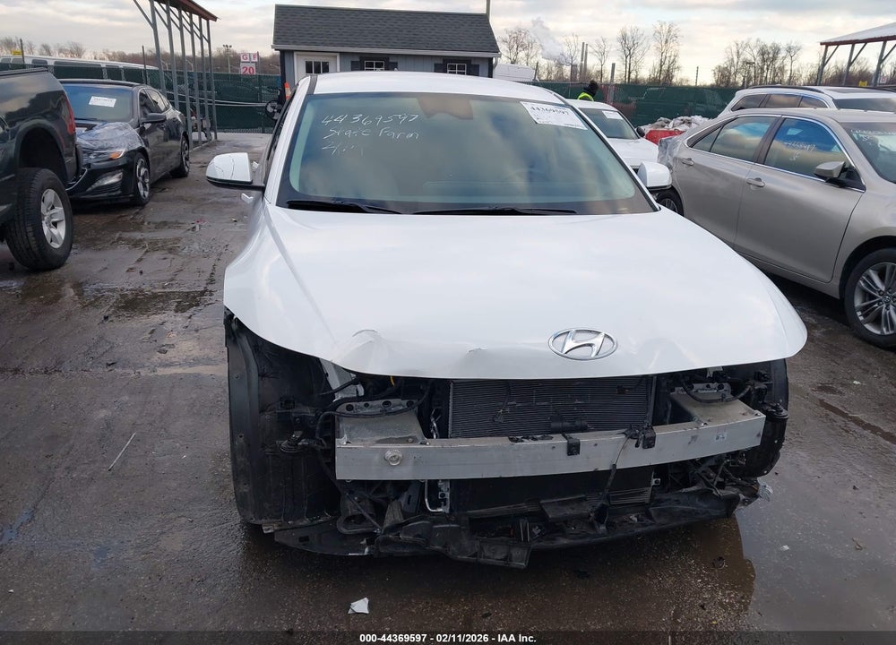 2022 HYUNDAI IONIQ 5 SEL VIN: KM8KNDAF0NU083364