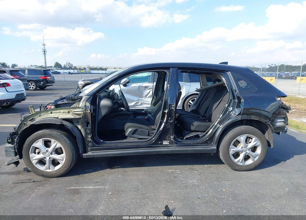 2024 HONDA HR-V AWD LX VIN: 3CZRZ2H35RM720745
