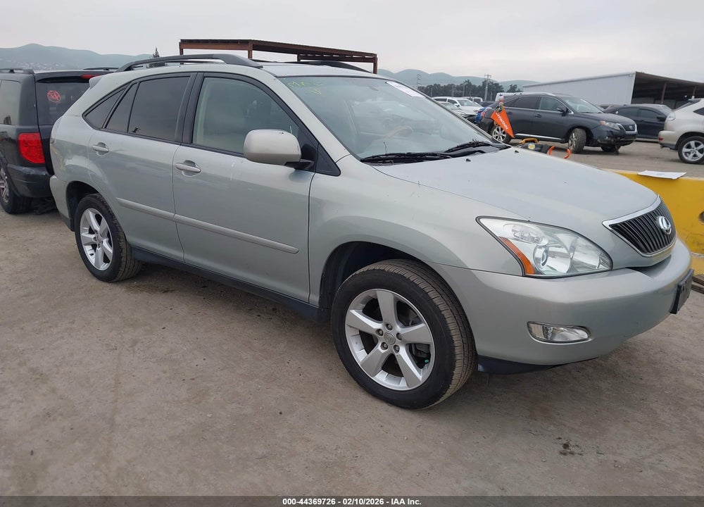 2004 LEXUS RX 330 VIN: JTJGA31U040027846