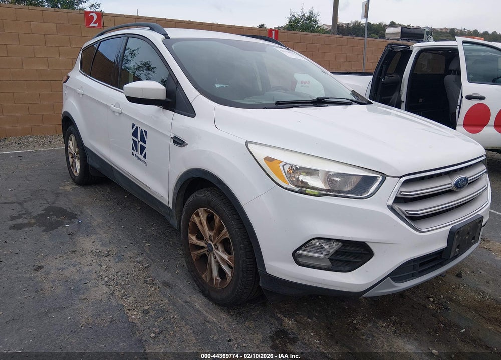 2018 FORD ESCAPE SE VIN: 1FMCU0GD8JUA42500
