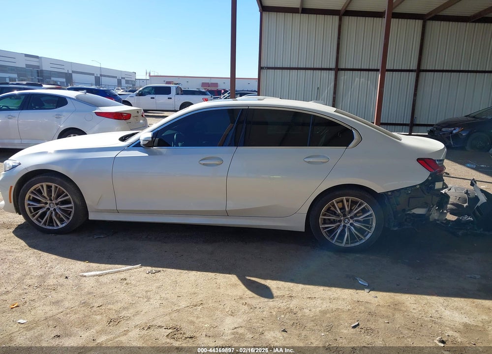 2024 BMW 330I VIN: 3MW69FF09R8E05266