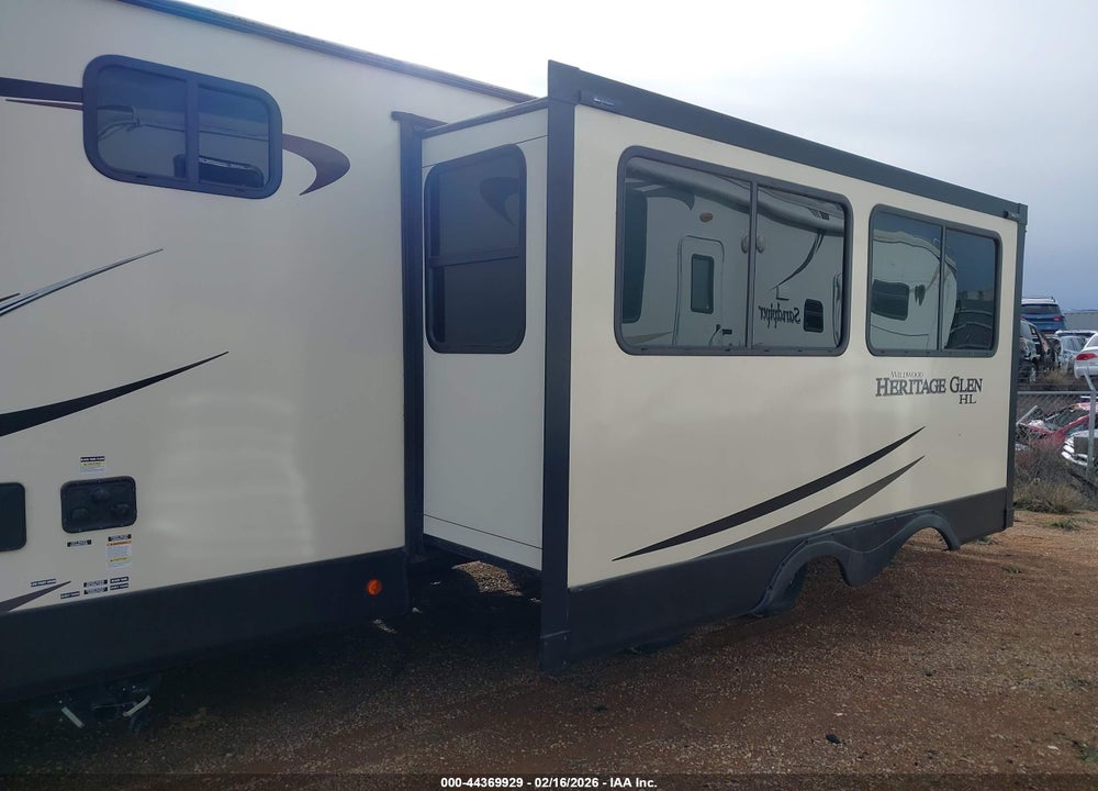 2021 FOREST RIVER WILDWOOD LAMIN VIN: 4X4TWBE22MU020874