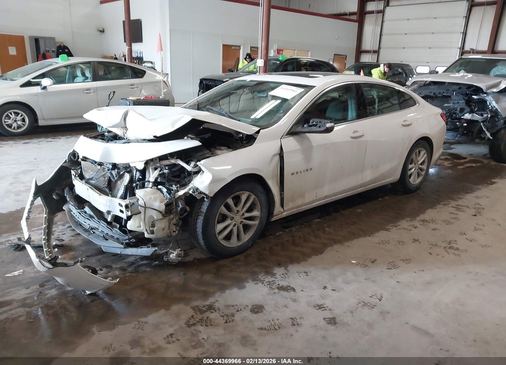2018 CHEVROLET MALIBU LT VIN: 1G1ZD5ST2JF180203