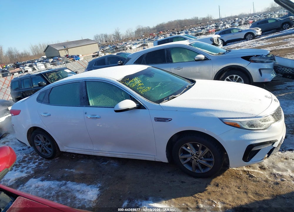 2019 KIA OPTIMA LX VIN: 5XXGT4L34KG348680