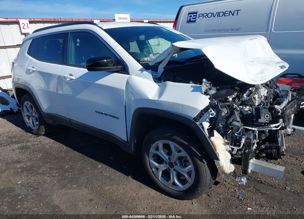 2025 JEEP COMPASS LATITUDE 4X4 VIN: 3C4NJDBN2ST617389