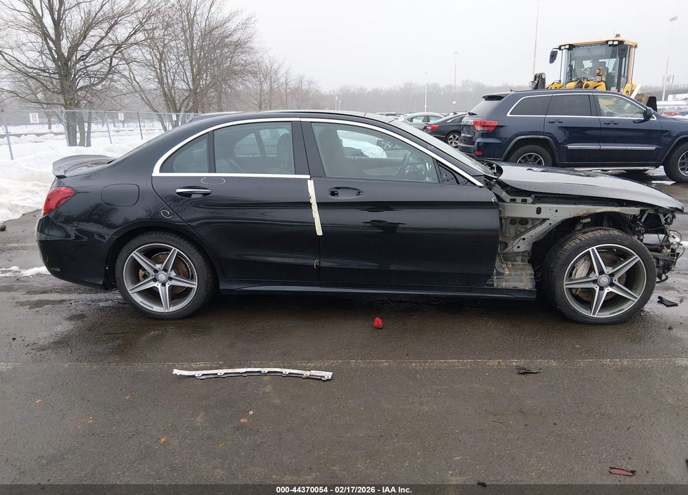 2015 MERCEDES-BENZ C 400 4MATIC VIN: 55SWF6GB2FU009388