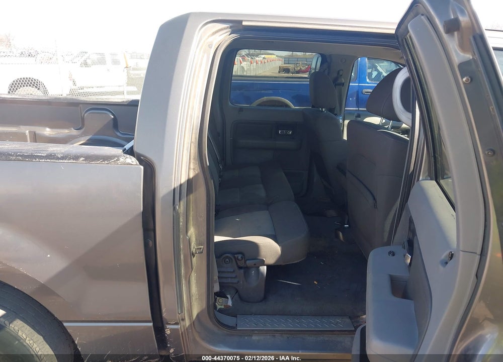 2004 FORD F-150 XLT VIN: 1FTRW12WX4FA11426