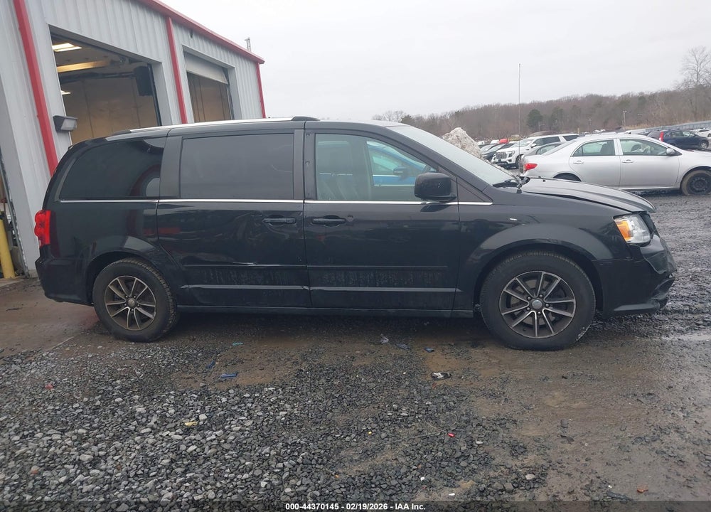 2017 DODGE GRAND CARAVAN SXT VIN: 2C4RDGCG9HR746154
