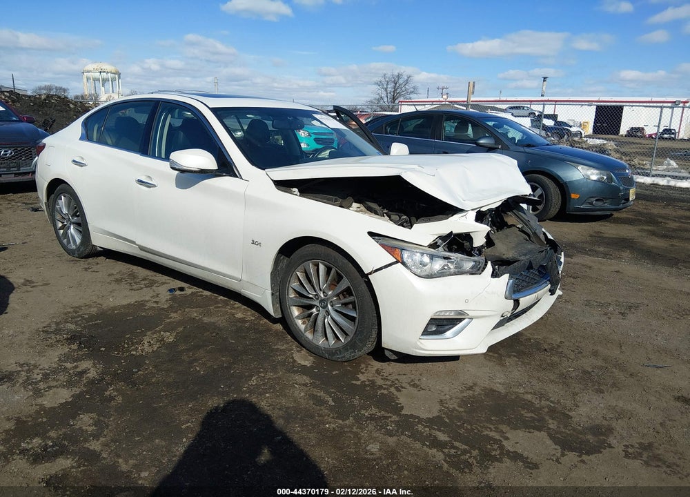 2019 INFINITI Q50 3.0T LUXE VIN: JN1EV7AR3KM552023