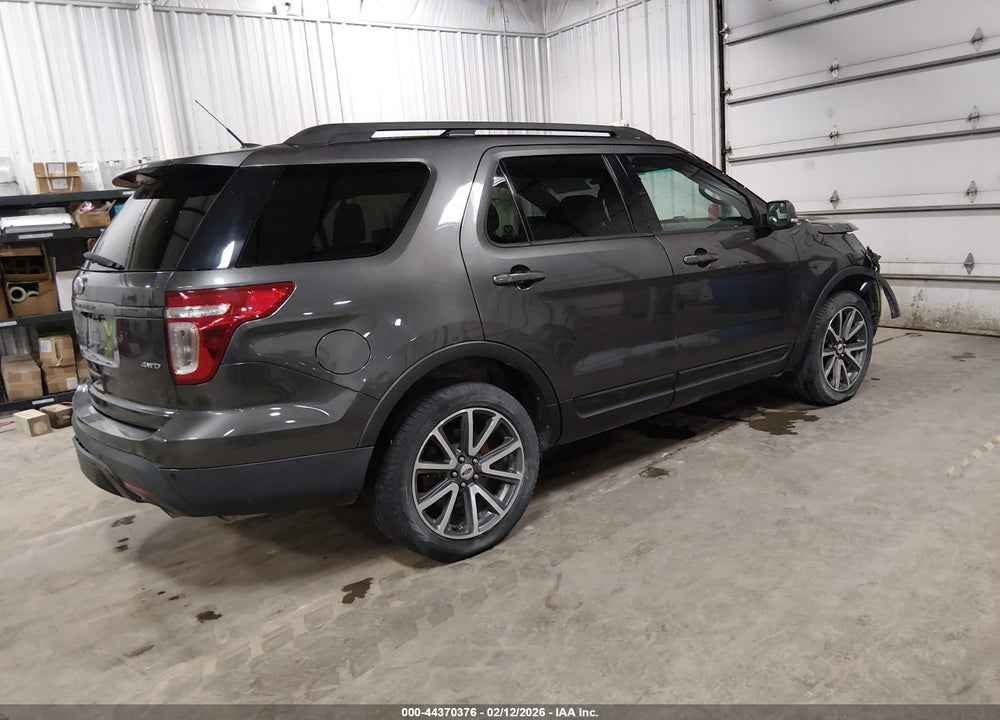 2015 FORD EXPLORER XLT VIN: 1FM5K8D89FGC47267