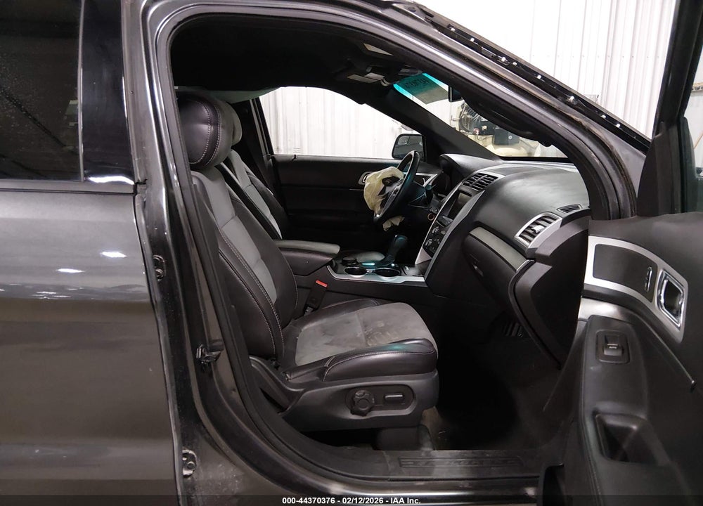 2015 FORD EXPLORER XLT VIN: 1FM5K8D89FGC47267