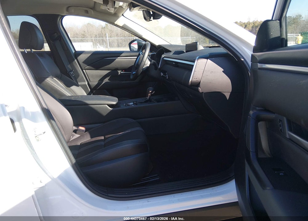 2025 MAZDA CX-50 2.5 S PREFERRED PACKAGE VIN: 7MMVABBM5SN391831