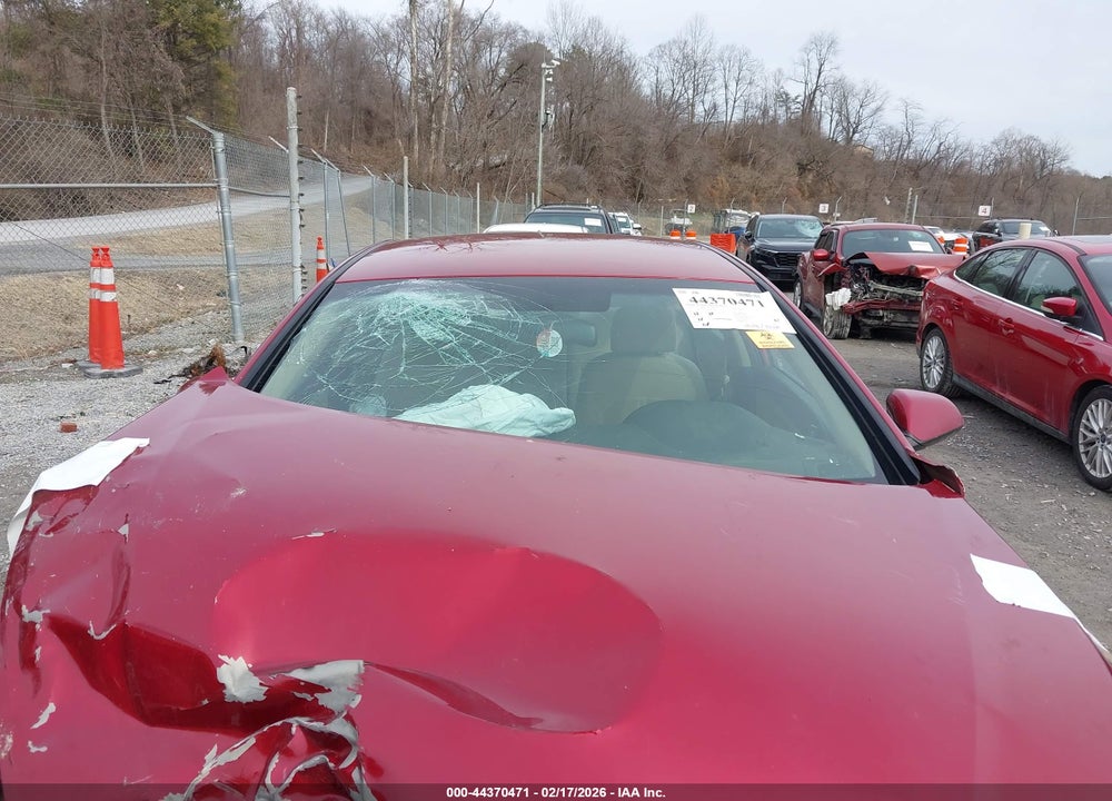 2015 HYUNDAI SONATA SE VIN: 5NPE24AF4FH160548