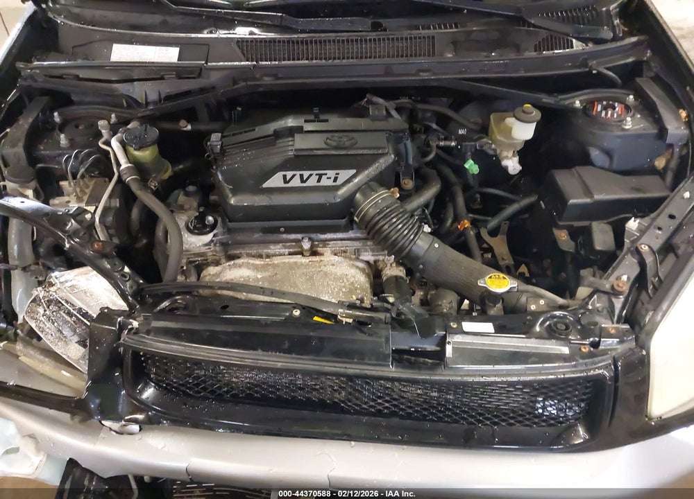 2005 TOYOTA RAV4 VIN: JTEGD20V050082860