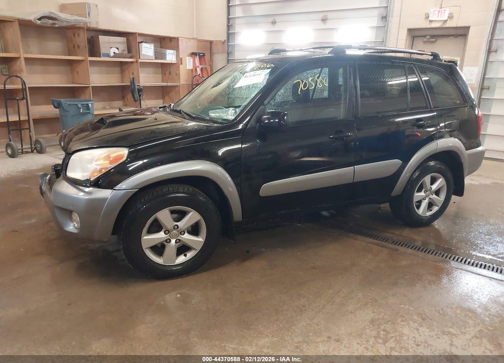 2005 TOYOTA RAV4 VIN: JTEGD20V050082860