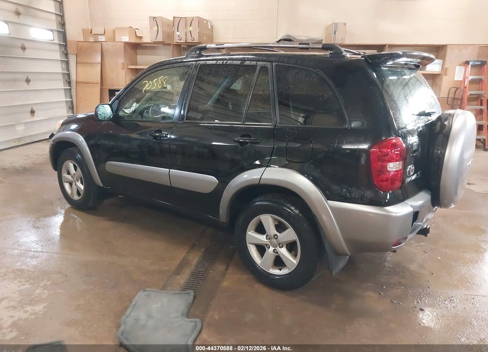 2005 TOYOTA RAV4 VIN: JTEGD20V050082860