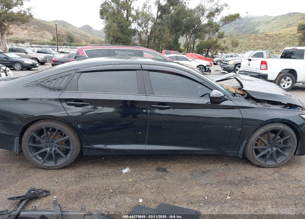 2018 HONDA ACCORD SPORT VIN: 1HGCV1F31JA012614