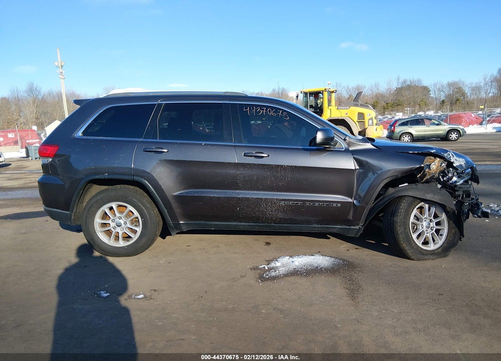 2018 JEEP GRAND CHEROKEE LAREDO E 4X4 VIN: 1C4RJFAG0JC351025