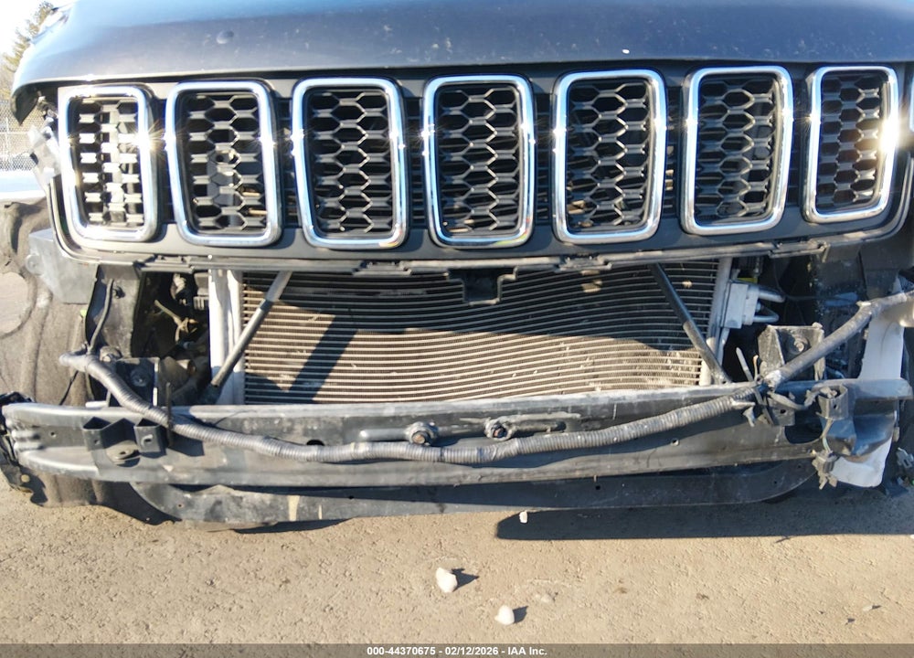 2018 JEEP GRAND CHEROKEE LAREDO E 4X4 VIN: 1C4RJFAG0JC351025