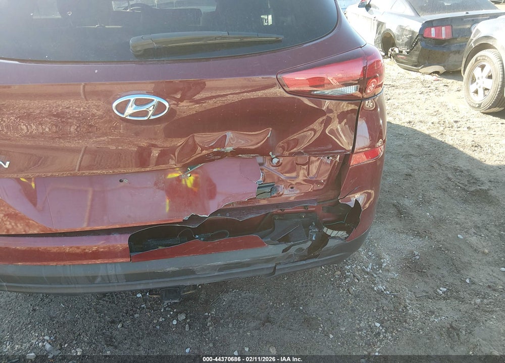 2019 HYUNDAI TUCSON VALUE VIN: KM8J33A46KU057258