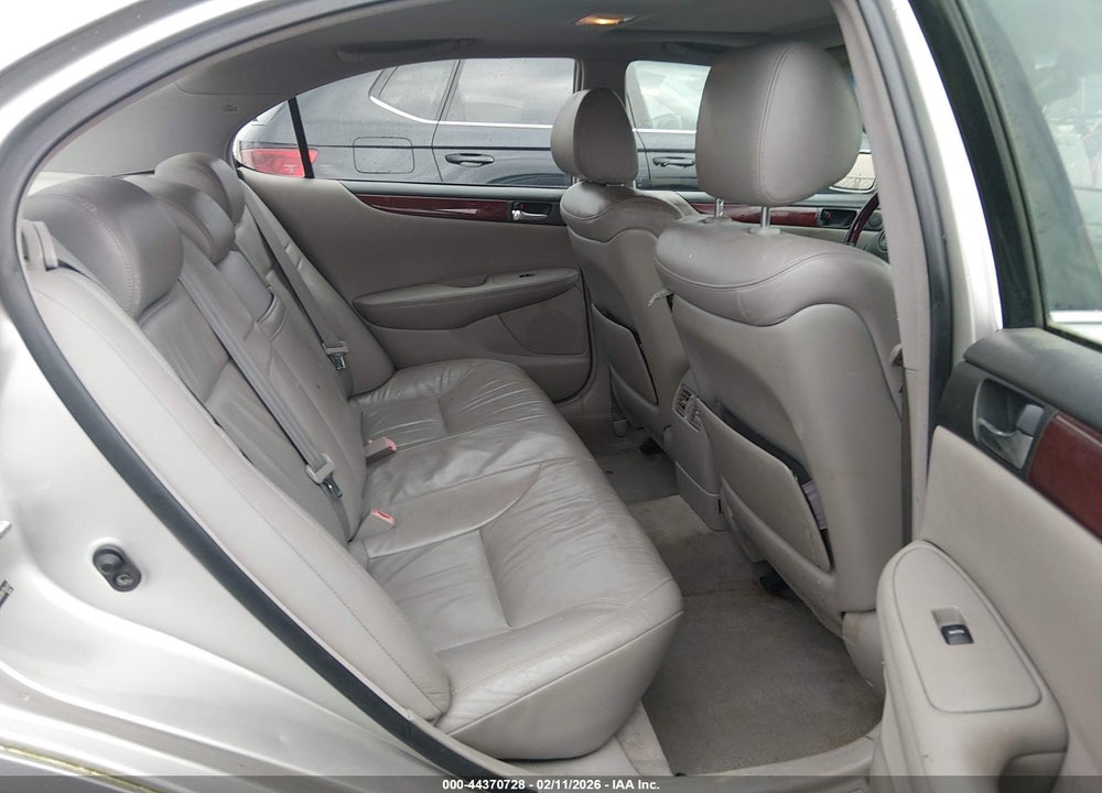 2003 LEXUS ES 300 VIN: JTHBF30G030136640
