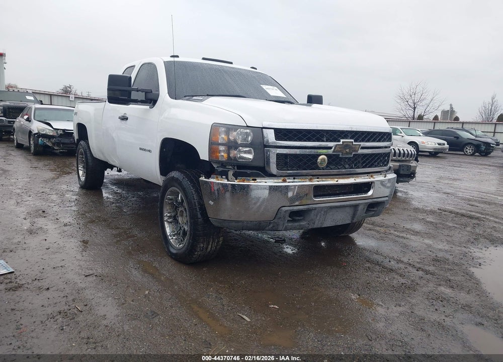 2011 CHEVROLET SILVERADO 2500HD WORK TRUCK VIN: 1GC2KVC80BZ114855