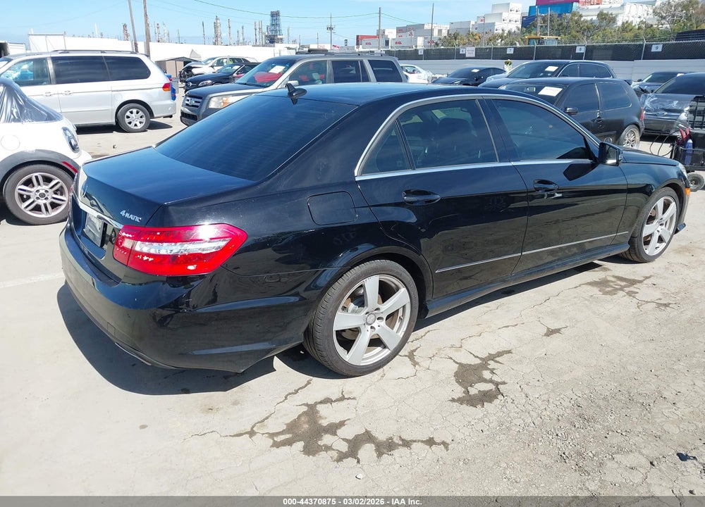2011 MERCEDES-BENZ E 350 4MATIC VIN: WDDHF8HB1BA333199