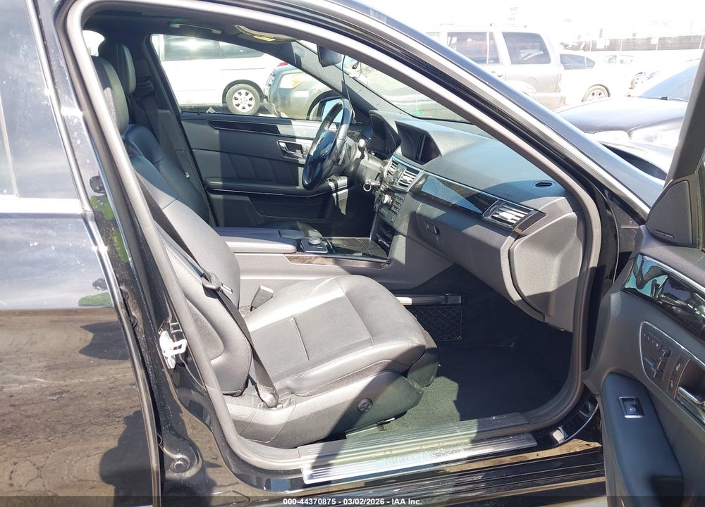 2011 MERCEDES-BENZ E 350 4MATIC VIN: WDDHF8HB1BA333199