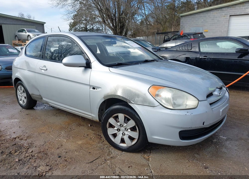 2009 HYUNDAI ACCENT GS VIN: KMHCM36C59U132483