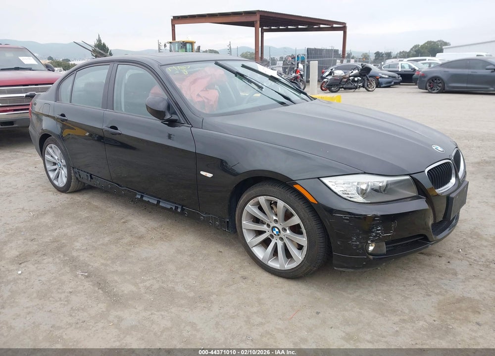 2011 BMW 328I VIN: WBAPH5C53BA445743