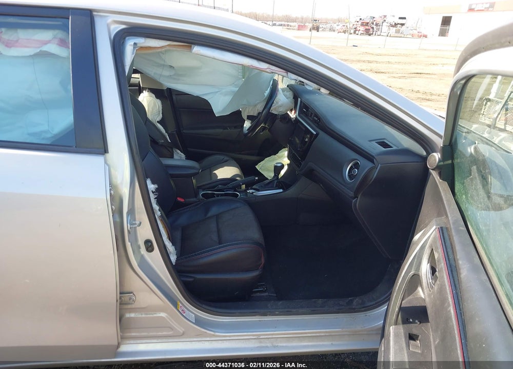 2017 TOYOTA COROLLA SE SPECIAL EDITION VIN: 5YFBURHEXHP624312