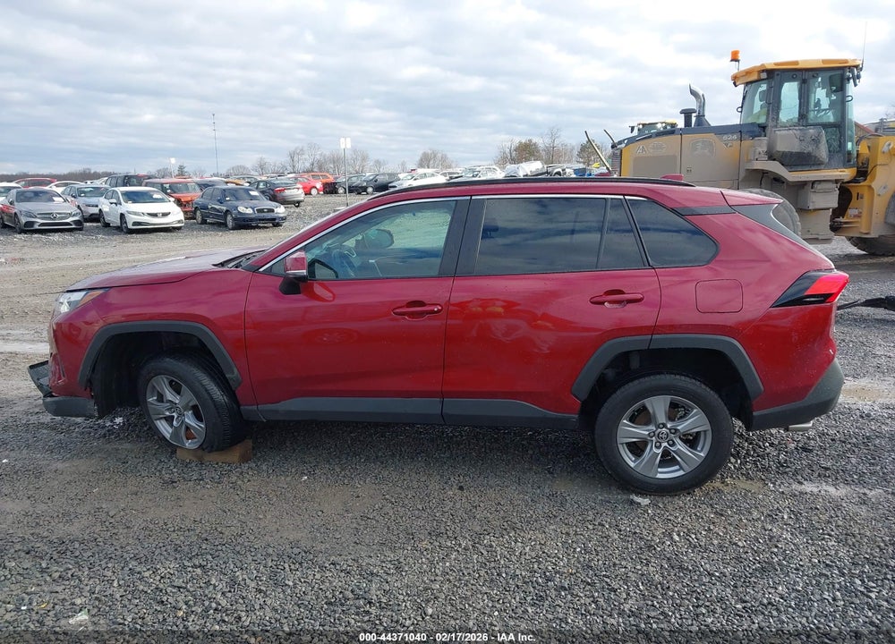 2022 TOYOTA RAV4 XLE VIN: 2T3W1RFV2NW193253