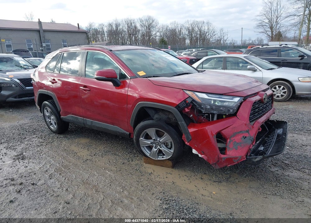 2022 TOYOTA RAV4 XLE VIN: 2T3W1RFV2NW193253