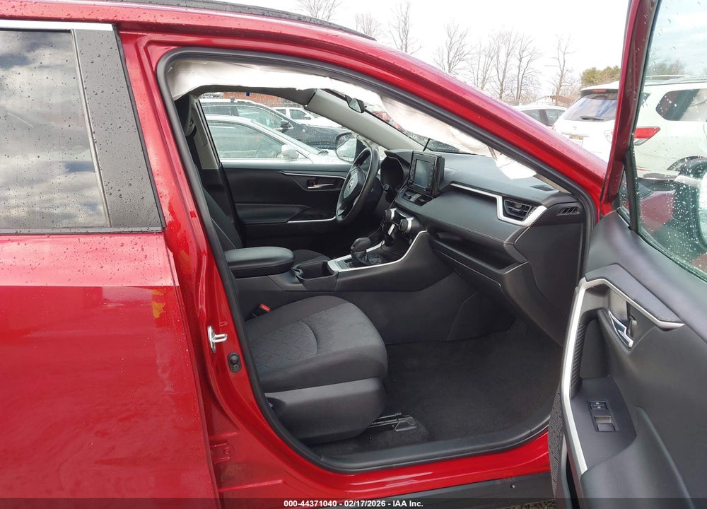 2022 TOYOTA RAV4 XLE VIN: 2T3W1RFV2NW193253