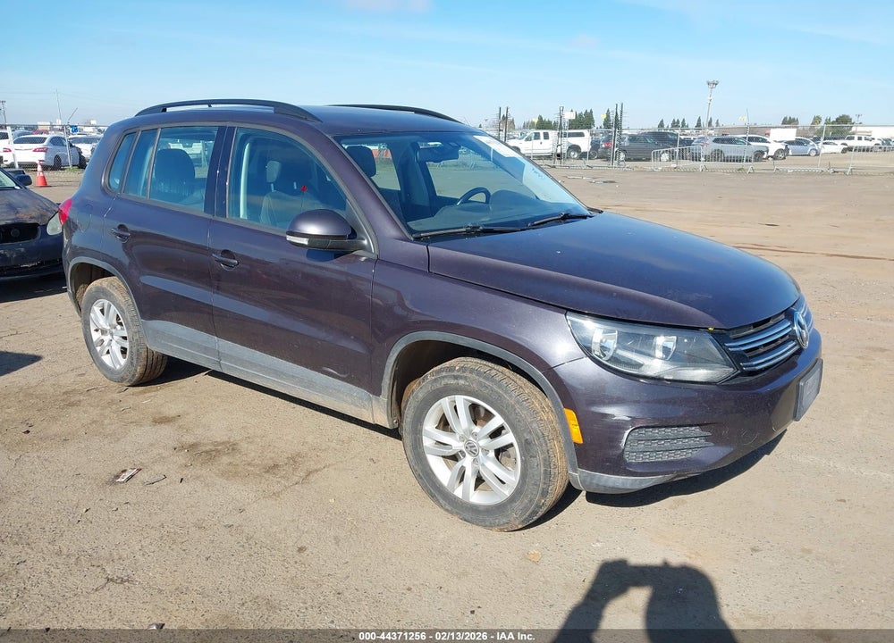 2016 VOLKSWAGEN TIGUAN S VIN: WVGBV7AX9GW527696
