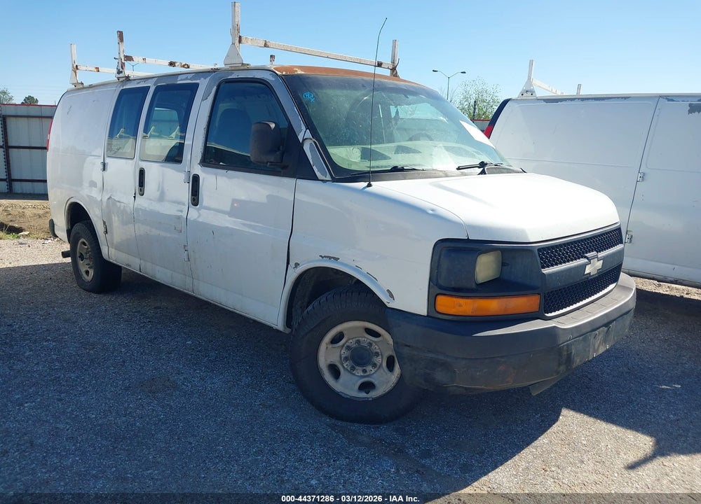 2008 CHEVROLET EXPRESS WORK VAN VIN: 1GCGG25C781142215