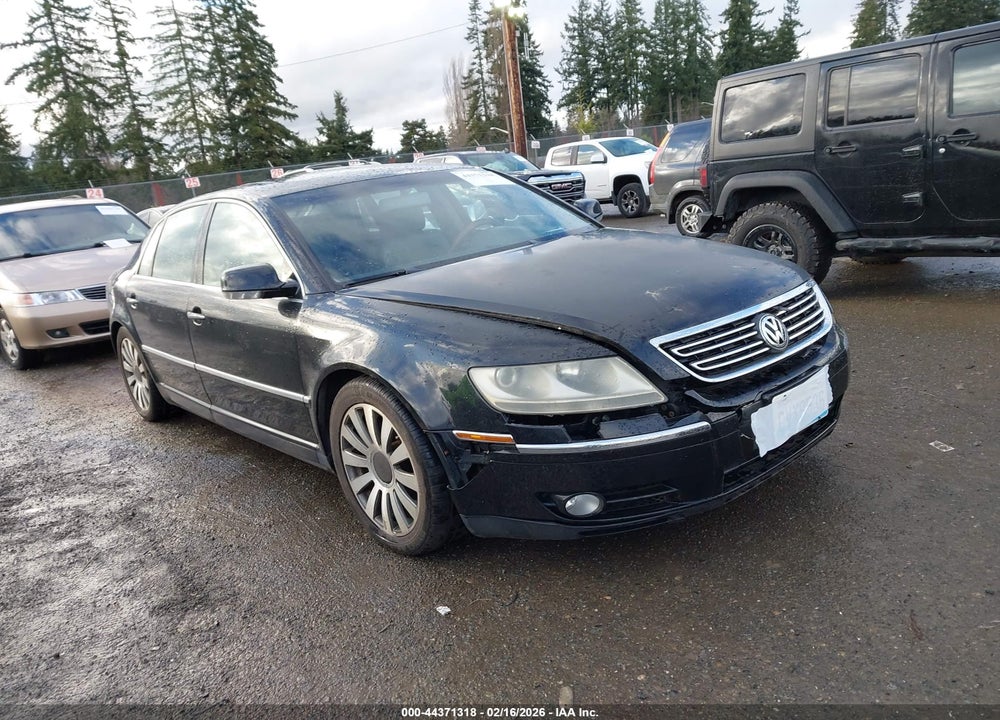 2005 VOLKSWAGEN PHAETON V8 VIN: WVWAF93D558000204