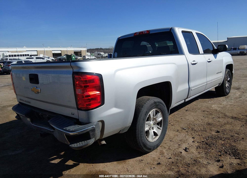 2015 CHEVROLET SILVERADO 1500 1LT VIN: 1GCRCREC6FZ399507