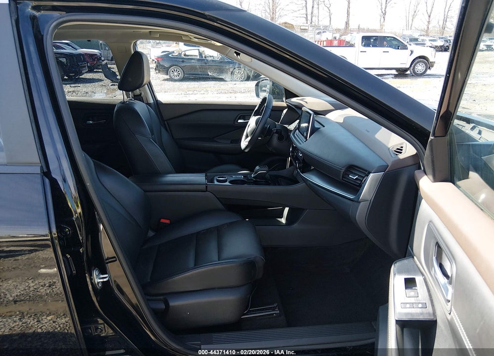 2022 NISSAN ROGUE SV INTELLIGENT AWD VIN: JN8BT3BB8NW338352