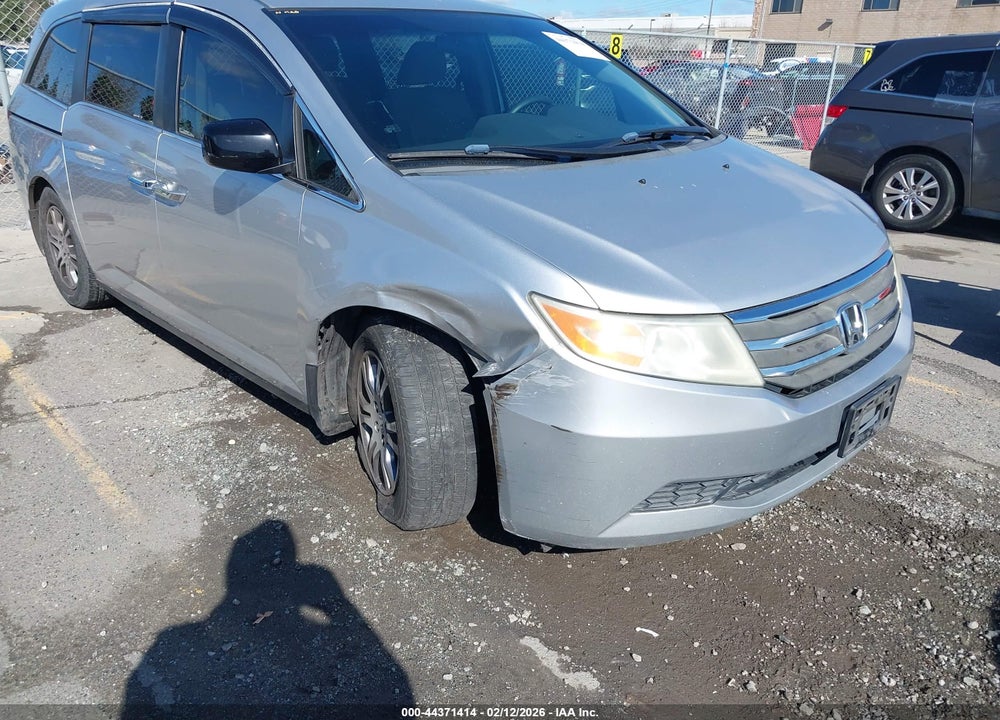 2011 HONDA ODYSSEY EX VIN: 5FNRL5H43BB085004