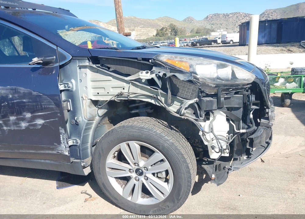 2018 KIA SPORTAGE LX VIN: KNDPMCAC8J7331964
