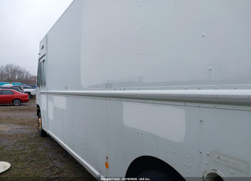 2009 WORKHORSE CUSTOM CHASSIS COMMERCIAL CHASSIS W62 VIN: 5B4MPG25293437045