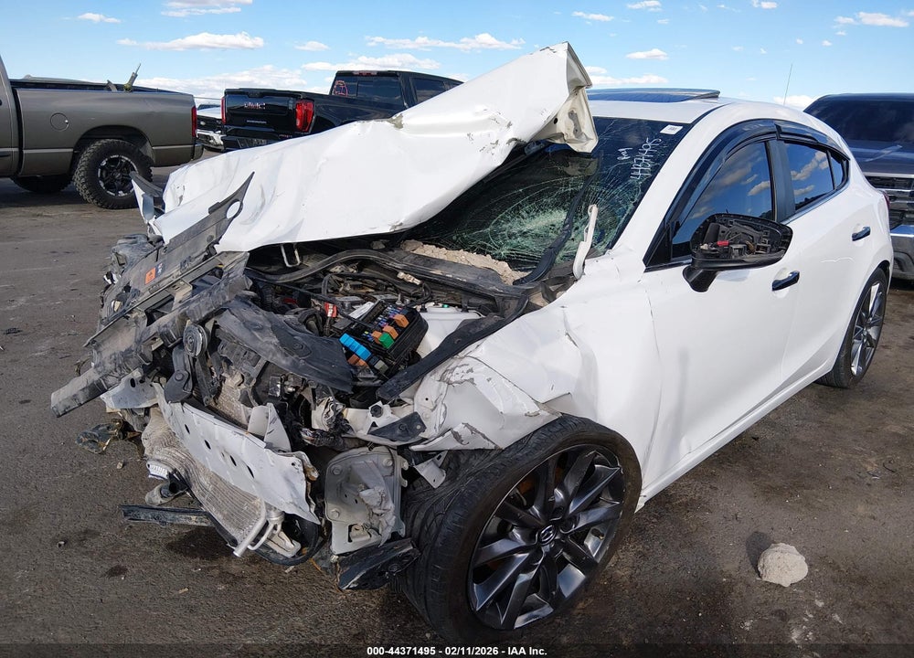 2018 MAZDA 3 TOURING VIN: 3MZBN1L31JM178100